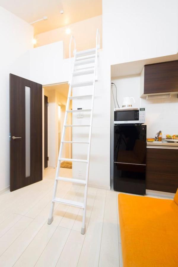 Appartement Royal Court Ikebukuro 301 *